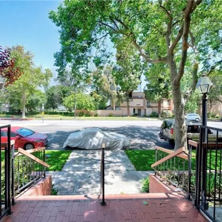 Image 7 - 3200 W Riverside Dr Unit A, Burbank, California, 91505 - Condo for sale