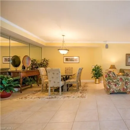 Image 3 - 566 Laguna Royal Boulevard, Collier County, FL 34119, USA - Condo for rent