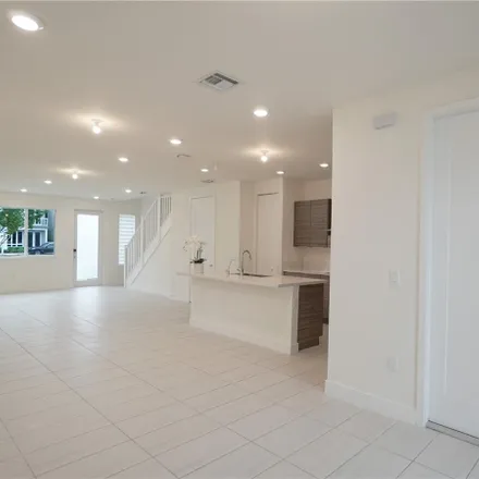 Image 9 - 10449 Northwest 66th Street, Doral, FL 33178, USA - Townhouse for rent