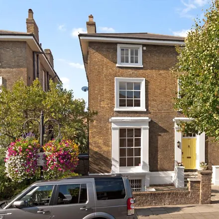 Rent this 6 bed house on 110 Clifton Hill in London, NW8 0JS
