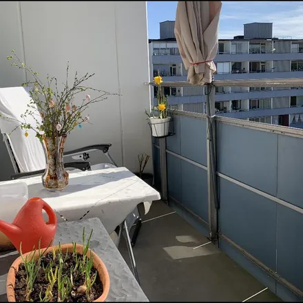 Rent this 1 bed apartment on Rosenbergsgatan 3B in 254 44 Helsingborg, Sweden