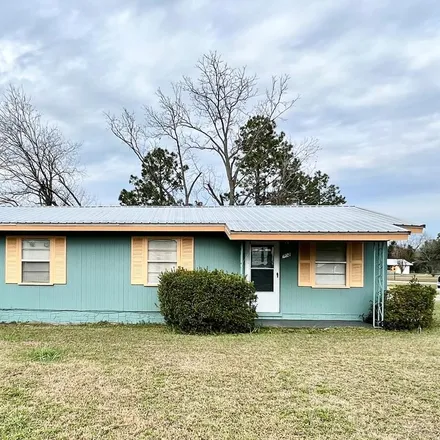 Buy this 3 bed house on 702 East Carr Street in Donalsonville, Seminole County