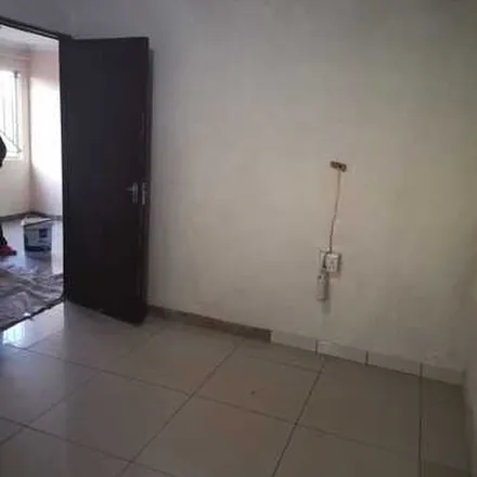 Rent this 3 bed apartment on Bolani Road in Jabulani, Soweto