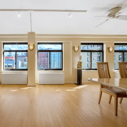 Image 4 - #10BD, 124 East 79th Street, Upper East Side, Manhattan, New York - Apartment for sale