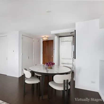 Image 3 - 519 East 72nd Street, New York, NY 10021, USA - Condo for sale