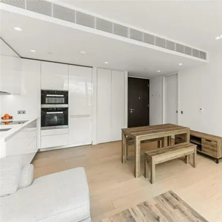 Image 3 - 2 Bolander Grove, London, London, Sw6 - Apartment for sale