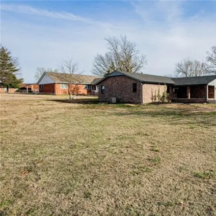Image 4 - Veterans Memorial Drive, Bristow, OK, USA - House for sale
