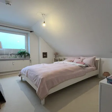 Rent this 2 bed apartment on Bücherei Schenefeld in Timmermannsweg 1b, 22869 Schenefeld
