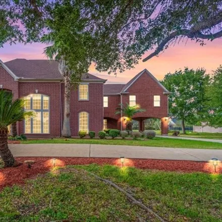 Buy this 7 bed house on 5563 Bridlewood Drive in Fort Bend County, TX 77469