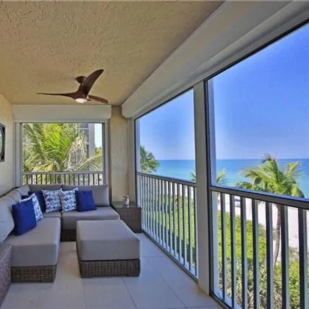 Image 4 - Sandcastle, Gulfshore Drive, Pelican Bay, FL 34108, USA - Condo for rent