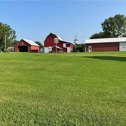 Image 2 - 5940 Townline Road 187, New London, Ohio, 44851 - House for sale