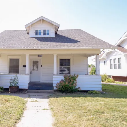 Buy this 4 bed house on 1853 Whitehouse Street in Sioux City, IA 51106