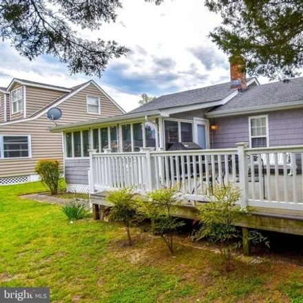 Image 3 - 3125 Lighthouse Boulevard, Cove Point, Calvert County, MD 20657, USA - House for sale