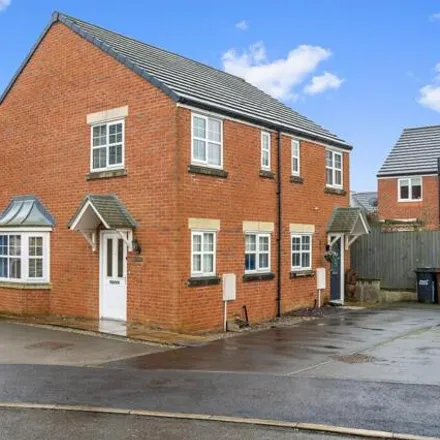 Buy this 2 bed duplex on unnamed road in Far Moor, WN5 7GB