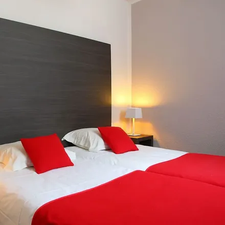 Rent this 1 bed apartment on 35610 Arrondissement de Saint-Malo
