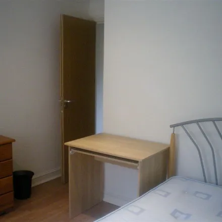 Rent this 2 bed apartment on 10 The Walk in Cardiff, CF24 3AF