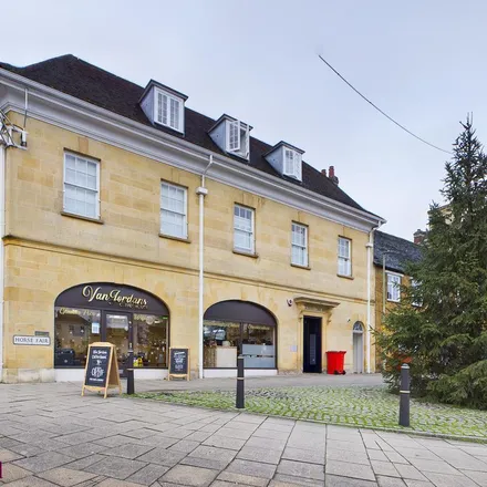 Image 1 - Mercure Whately Hall Hotel, Horse Fair, Banbury, OX16 0TB, United Kingdom - Apartment for rent