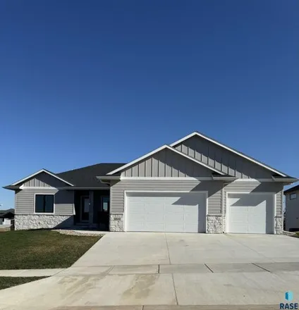 Buy this 3 bed house on East Wicker Court in Sioux Falls, SD 57110