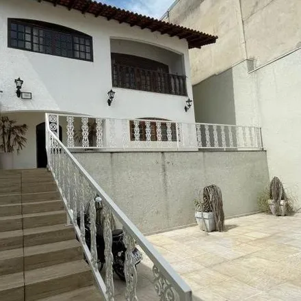 Buy this 4 bed house on Rua Rosa Boratto in Parque Santana, Mogi das Cruzes - SP