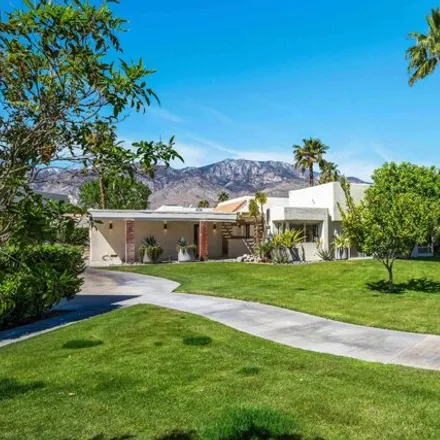 Buy this 1 bed condo on 6051 Fairway Circle in Palm Springs, CA 92264