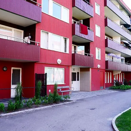 Rent this 3 bed apartment on Vinddraget 3 in 802 77 Gävle, Sweden