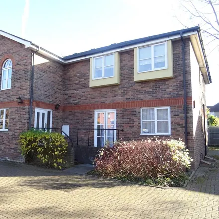 Rent this 2 bed apartment on Swallow Court in Warley, CM14 4GW