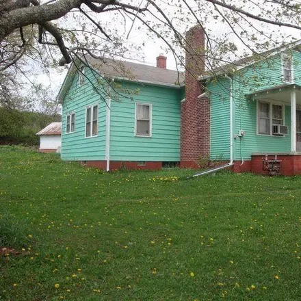 Buy this 4 bed house on 10845 US 60 in Shawvers Crossing, Greenbrier County