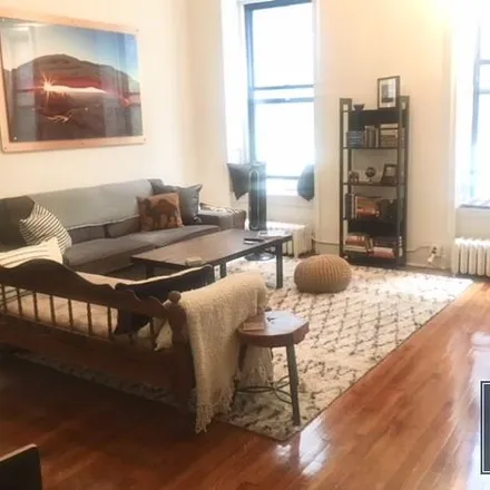 Image 4 - E 46th St, New York, NY, USA - Apartment for rent