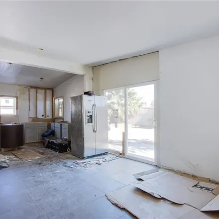 Image 7 - 2731 East Perliter Avenue, North Las Vegas, NV 89030, USA - House for sale