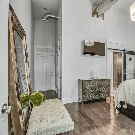 Rent this 3 bed condo on Nashville-Davidson