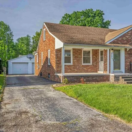 Buy this 4 bed house on 4709 Jackson Avenue in Evansville, IN 47714