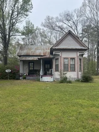 Buy this 2 bed house on 182 Elm Street in Columbia, MS 39429