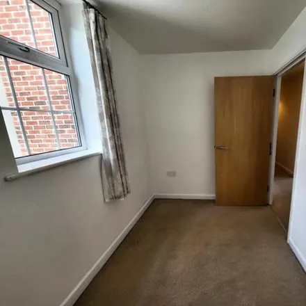 Image 7 - unnamed road, Doncaster, DN4 7AW, United Kingdom - Apartment for sale