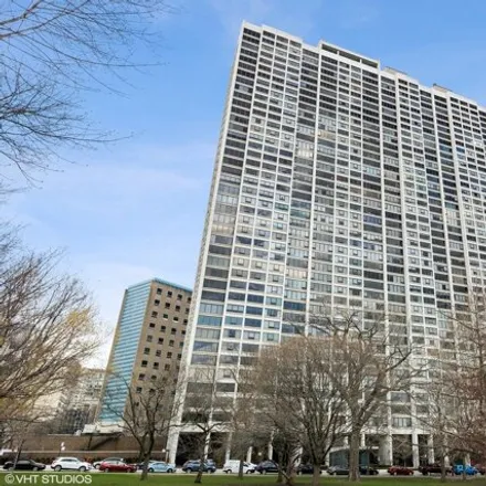 Buy this 1 bed condo on 2800 N Lake Shore Dr Apt 4115 in Chicago, Illinois