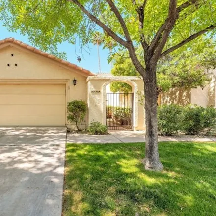 Buy this 3 bed house on West Calle De Arcos in Tempe, AZ 85284