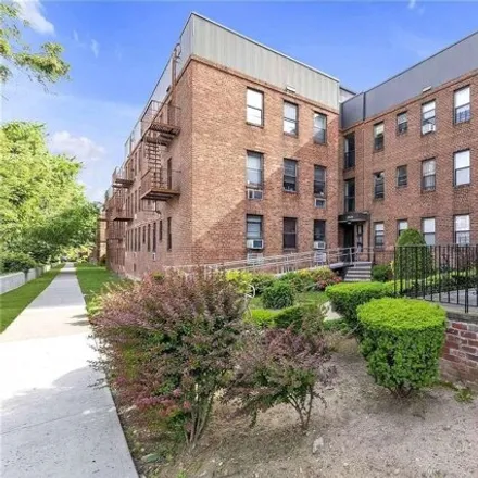 Image 3 - 47-28 215th Place, New York, NY 11361, USA - Apartment for sale