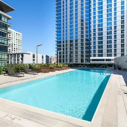 Image 4 - Evo South, 1155 South Grand Avenue, Los Angeles, CA 90015, USA - Apartment for rent