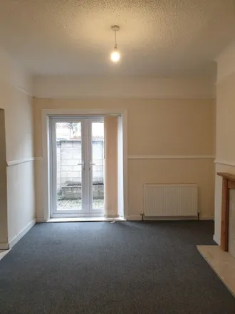 Image 7 - Knoclaid Road, Liverpool, L13 8DB, United Kingdom - Townhouse for rent