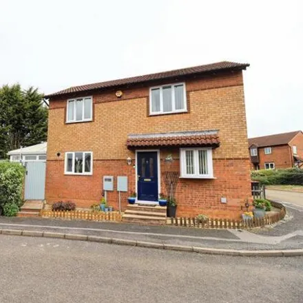 Buy this 3 bed house on unnamed road in Bletchley, MK3 5EX