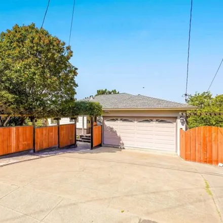 Buy this 4 bed house on 19526 Yuma Street in Castro Valley, CA 94546