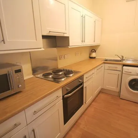 Image 9 - 12 Comely Green Place, City of Edinburgh, EH7 5SY, United Kingdom - Apartment for rent