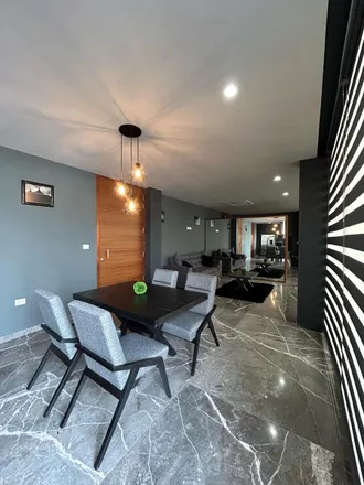 Buy this studio apartment on Circuito Lomas de Gran Jardín 609 in Lomas Del Gran Jardin, 37134 León