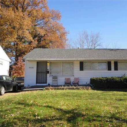 Buy this 3 bed house on 9718 Scottdale Drive in Saint Louis County, MO 63136