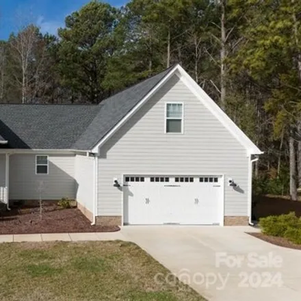 Buy this 3 bed house on 5118 Mount Gallant Road in Rock Hill, SC 29732