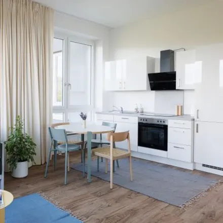 Rent this 6 bed apartment on Altenberger Straße 4 in 52074 Aachen, Germany