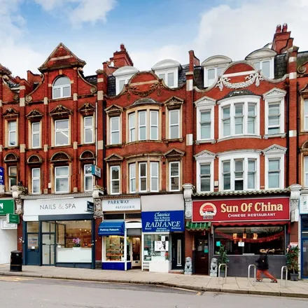 Image 5 - 993A Finchley Road, London, NW11 7HB, United Kingdom - Apartment for rent