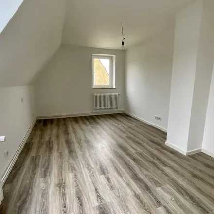 Rent this 2 bed apartment on Salzastraße 36 in 26388 Wilhelmshaven, Germany
