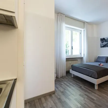 Image 8 - Viale Certosa 284 - Apartment for rent