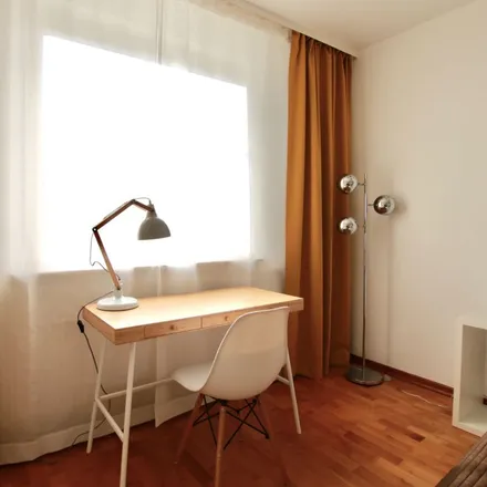 Rent this 1 bed apartment on Mathiasstraße 24-26 in 50676 Cologne, Germany