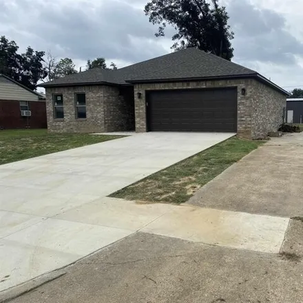 Buy this 3 bed house on 135 Rosewood Drive in Trumann, AR 72472